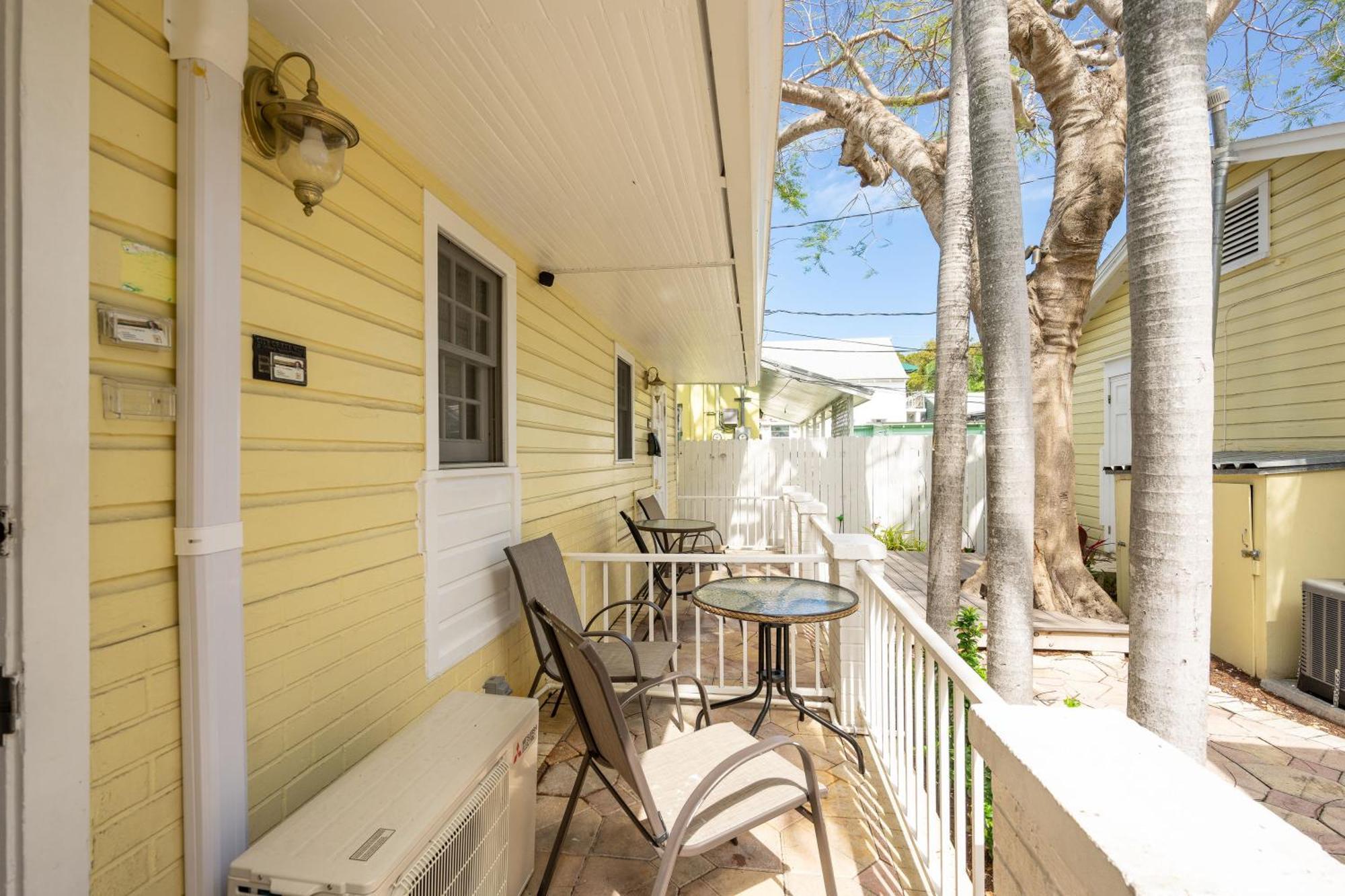The Cozy Little Cottage Key West Exterior photo